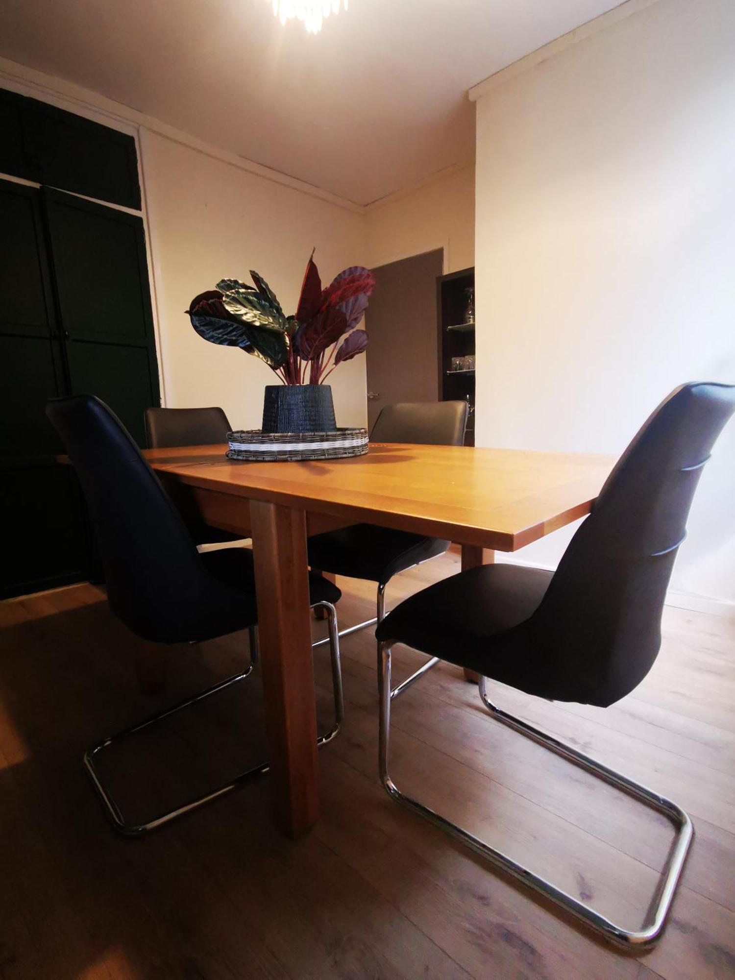 Entire 1 Bed Spacious Apartment, Private Balcony & Study Room Near City Whitehouse  Εξωτερικό φωτογραφία