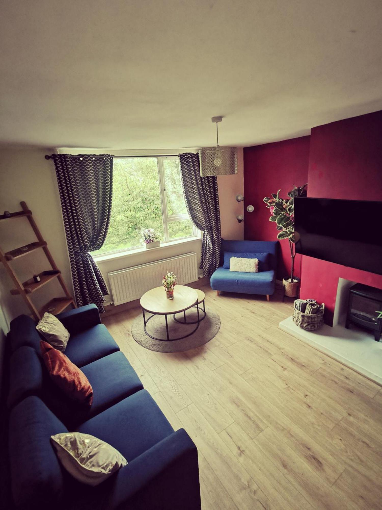 Entire 1 Bed Spacious Apartment, Private Balcony & Study Room Near City Whitehouse  Εξωτερικό φωτογραφία